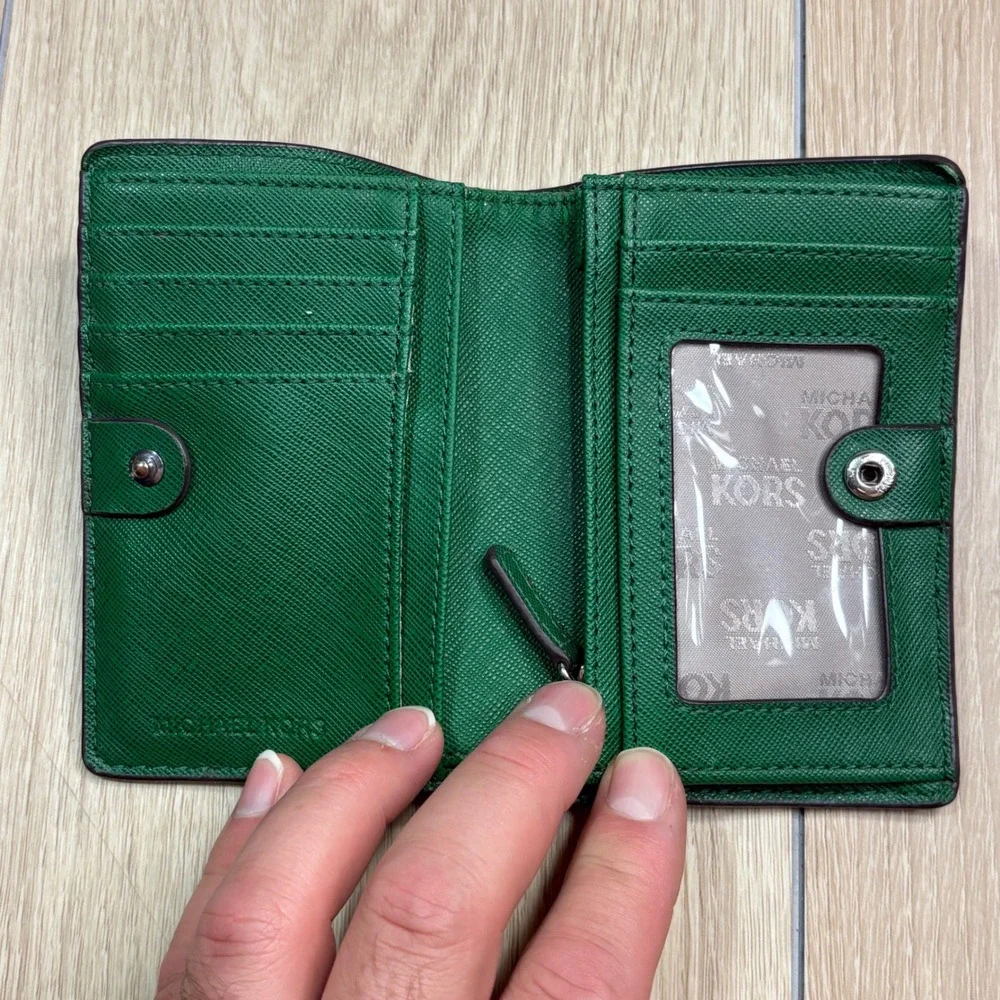 Michael Kors Green Pebbled Leather Bifold Wallet Silver MK Logo ID Window